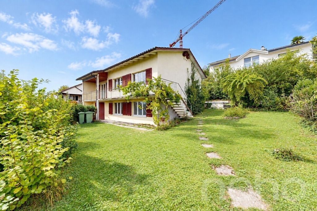 Property photo 1 of 9