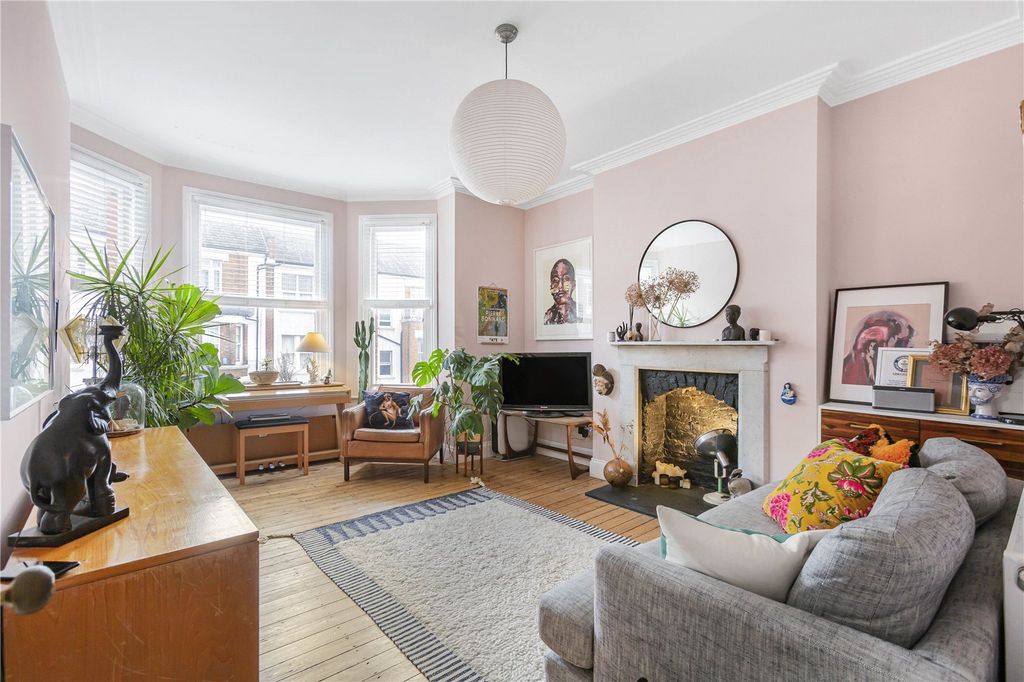 Property photo 1 of 19 Reception Room