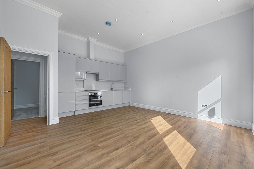 Property photo 1 of 11 Picture No. 02