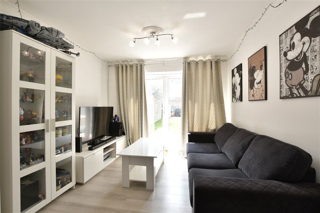 Property photo 1 of 10 Lounge/ Dining Room