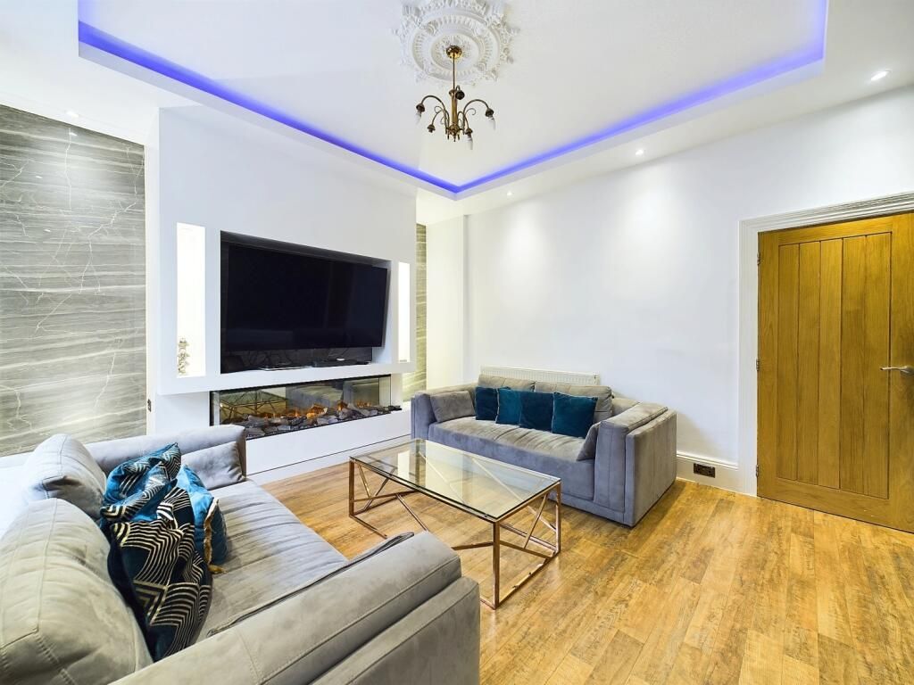 Property photo 3 of 24 Bb75E2E392112Ef312F1148A7d236Eab
