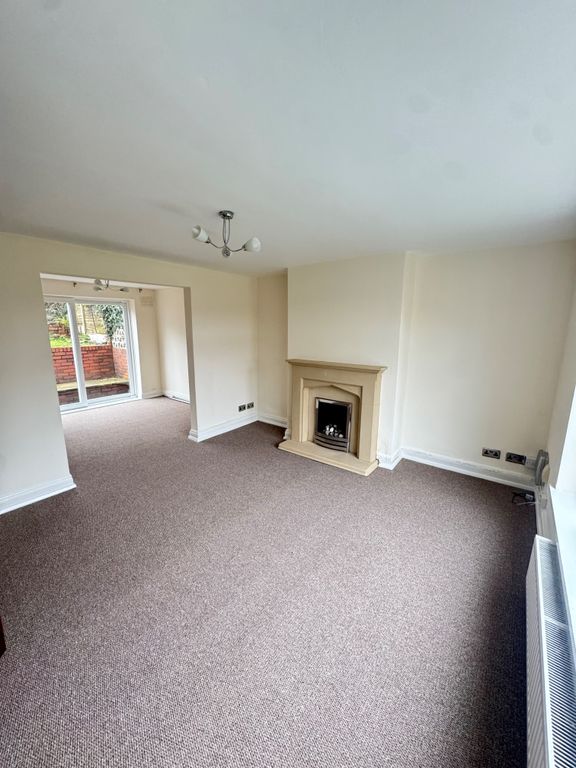 Property photo 2 of 10 Living Room