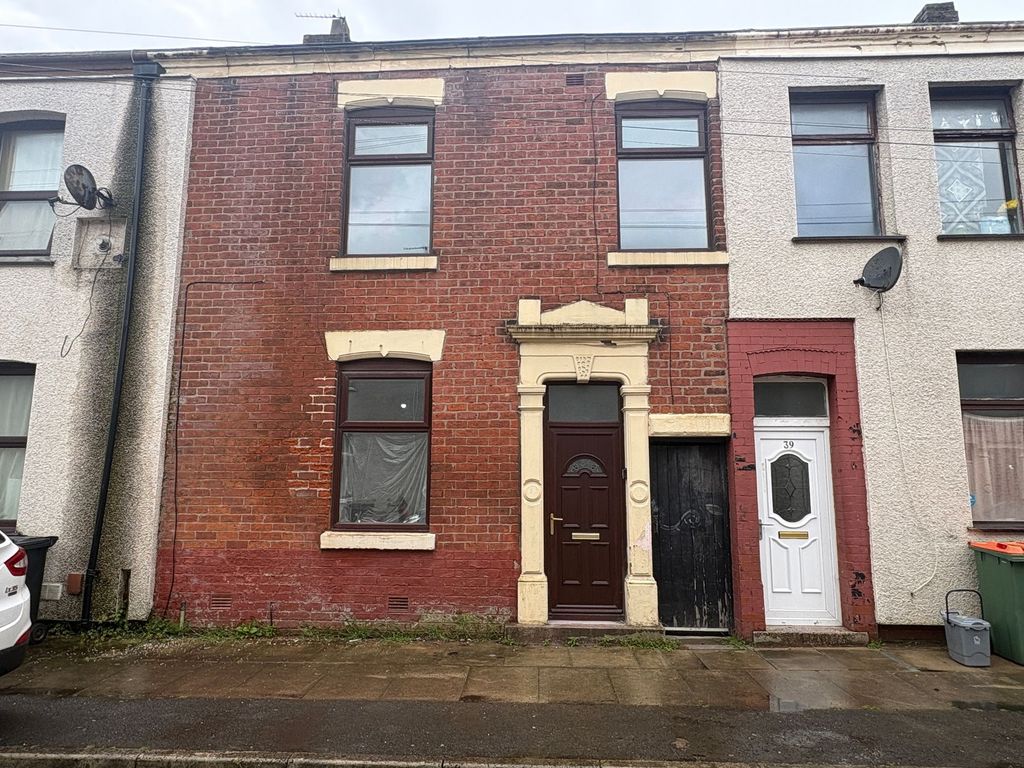 Property photo 1 of 16 External Front