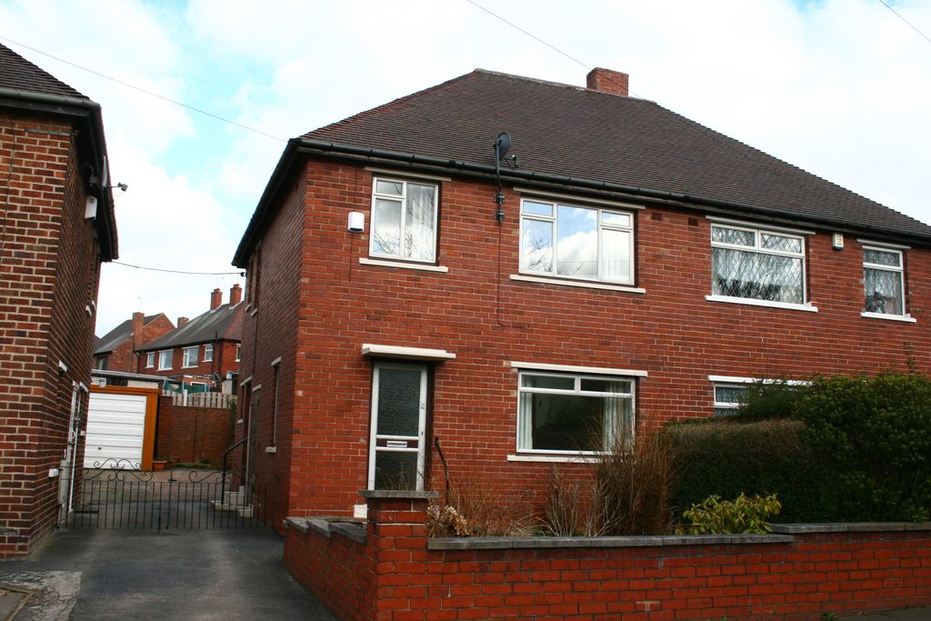 Property photo 1 of 5
