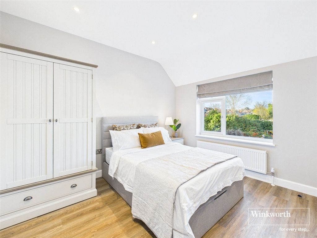 Property photo 1 of 12 Picture No. 11