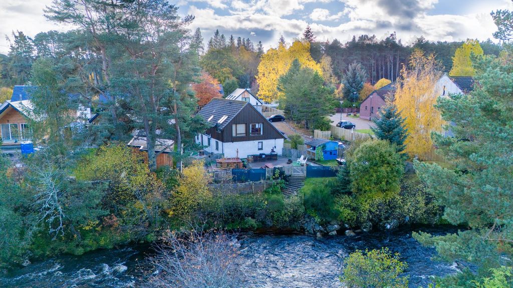 Property photo 2 of 36 Riverside Aerial View