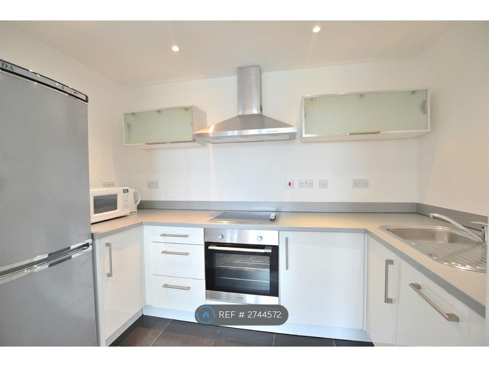 Property photo 2 of 6
