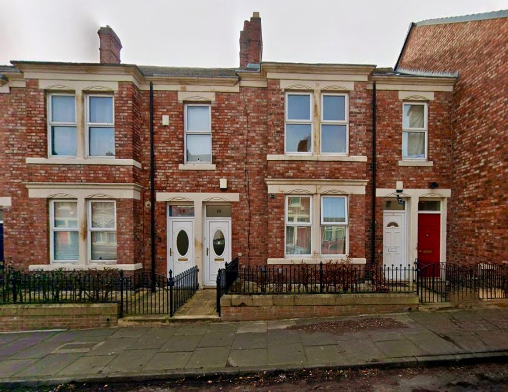 Property photo 1 of 1
