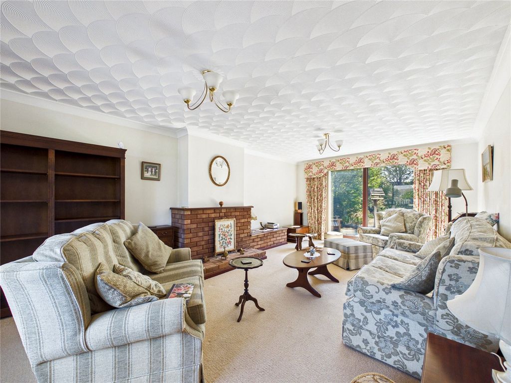 Property photo 2 of 16 Picture No. 22