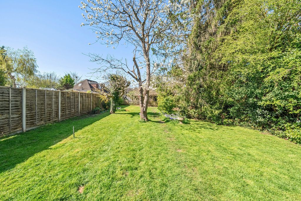 Property photo 3 of 19 1432272-3-69d6388...