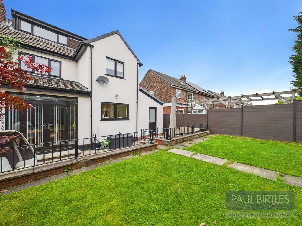 Property photo 2 of 28 Cam01301G0-Pr0692-Still043.Jpg