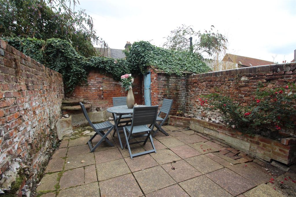 Additional image 8 of 4 bed terraced house to rentLove Lane, Canterbury, Kent CT1