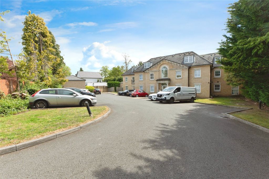 Property photo 2 of 8 Picture No. 09