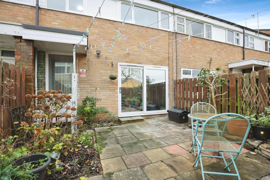 Property photo 2 of 15