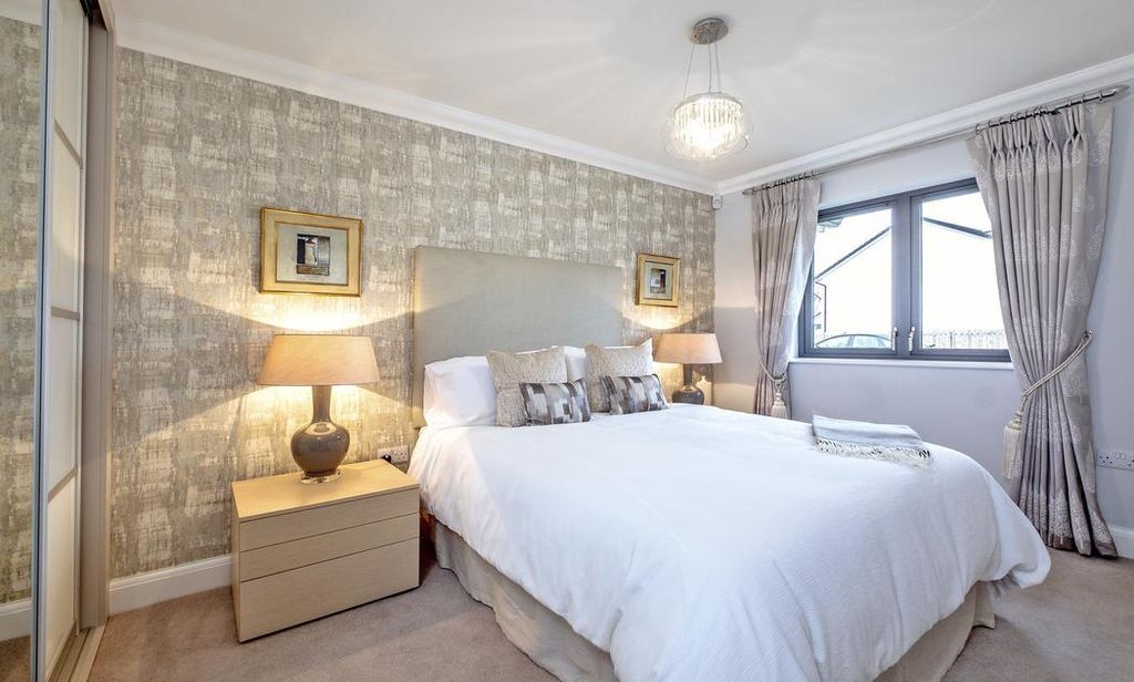 Property photo 3 of 8 Dandara - Zoopla -