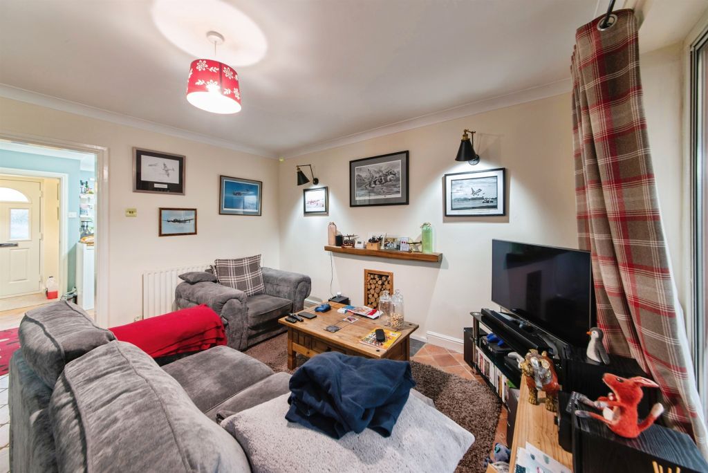 Property photo 3 of 18