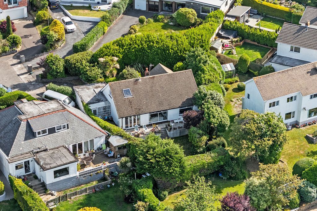 Property photo 1 of 30