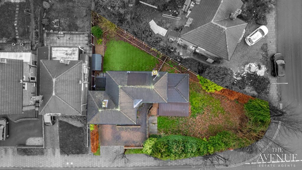 Property photo 2 of 41 4757144