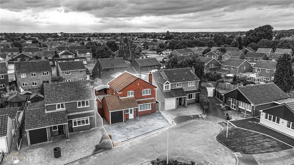 Property photo 2 of 38 Picture No. 01