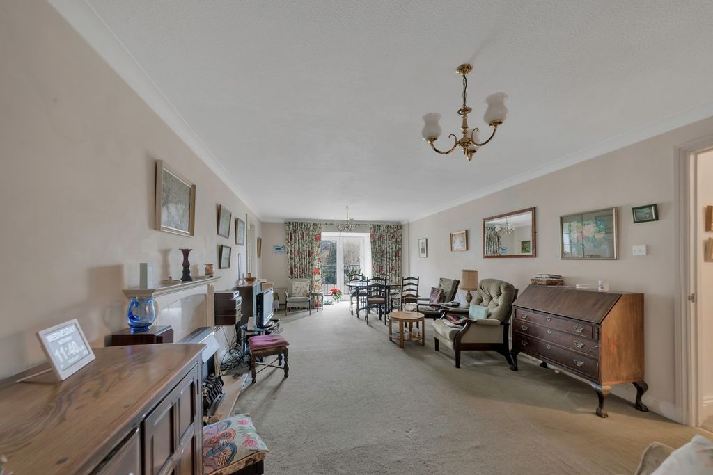 Property photo 3 of 25