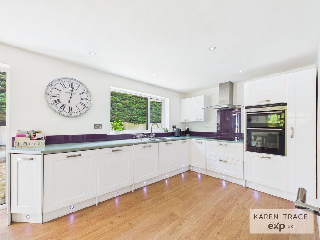 Property photo 3 of 38
