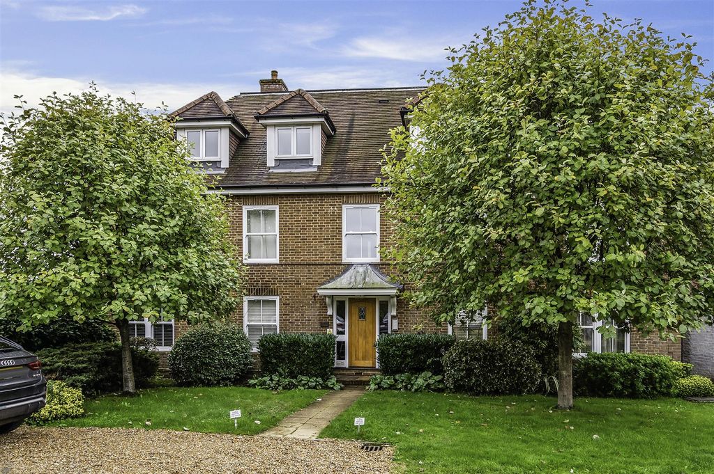 Property photo 1 of 13 Flat 8 Sandhills - (15).Jpg