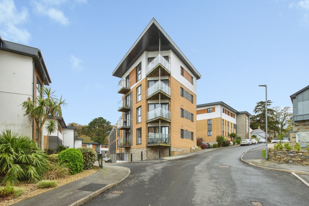 Additional image 16 of 2 bed flat for saleClock Tower Court, St. Austell PL26