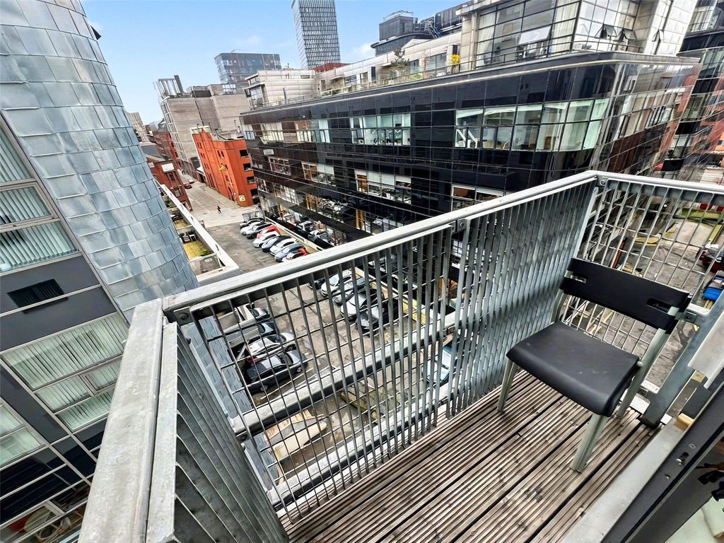 Property photo 3 of 12 Picture No. 18