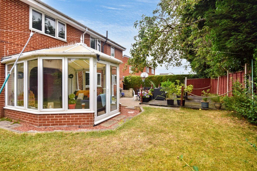 Property photo 3 of 22 Picture No. 21