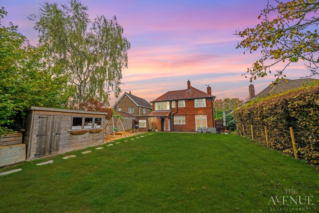 Property photo 2 of 45 4598555