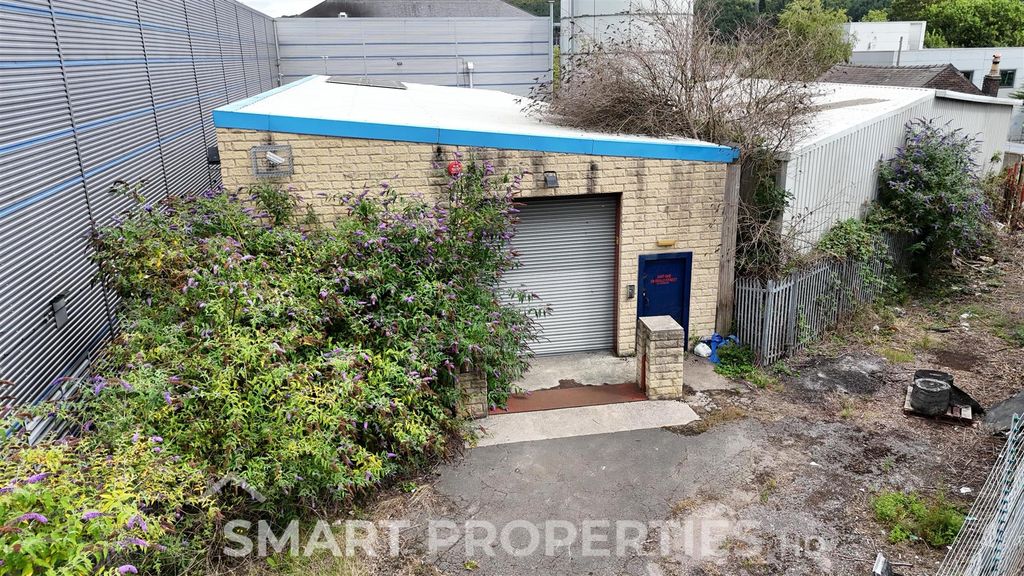 Property photo 2 of 6 F8E67B86-1542-4c88-B58A-311Bb70Fc7E8.Jpg