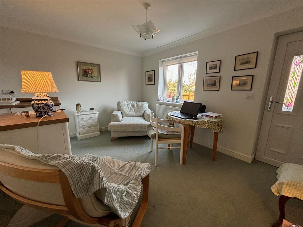 Property photo 2 of 7 Uegnrefm7Ucbnfpk6Fsu3Q