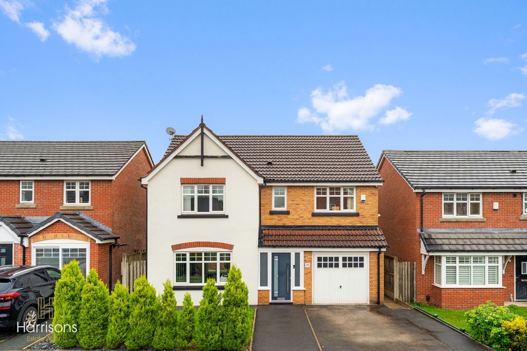 Property photo 1 of 35 5704350