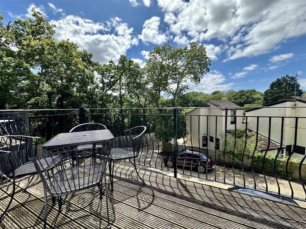 Property photo 3 of 14 Balcony