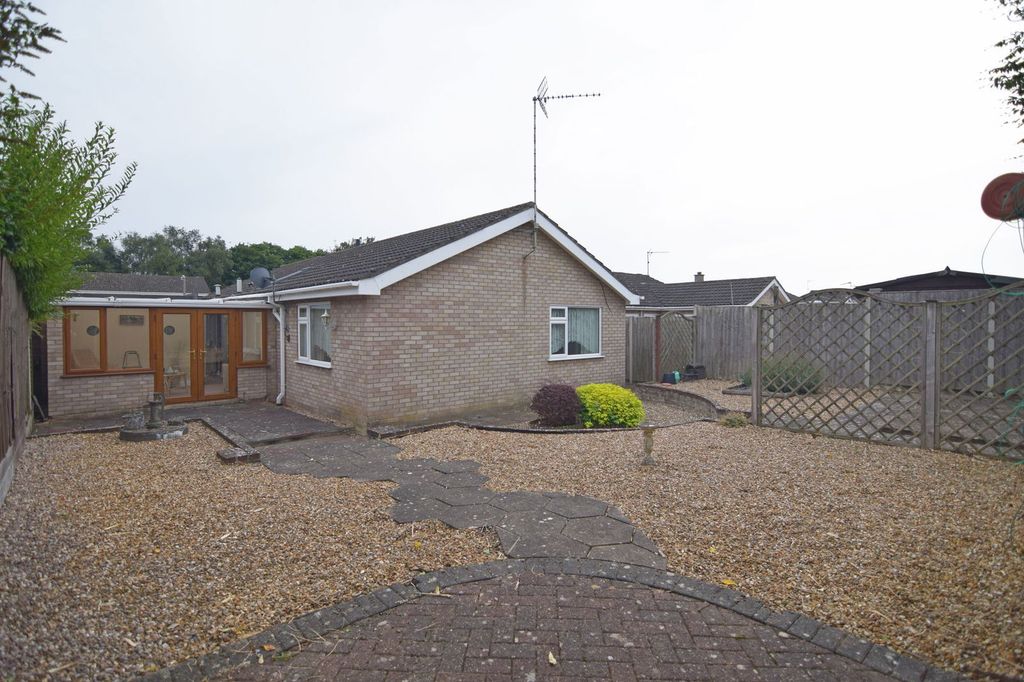 Property photo 3 of 13