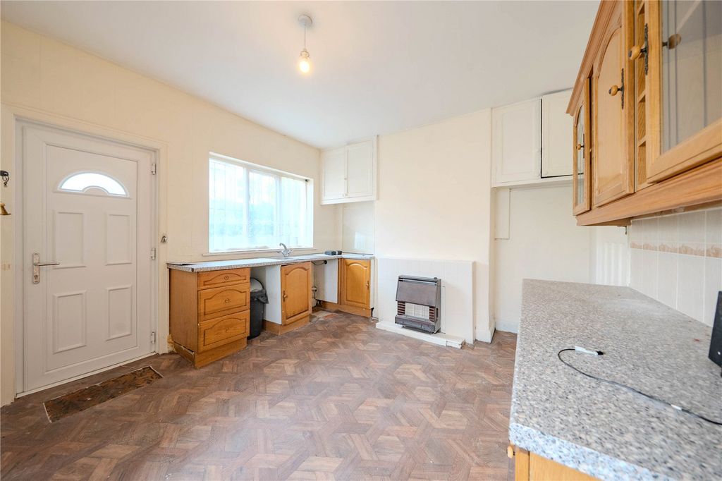 Property photo 3 of 12 Picture No. 16