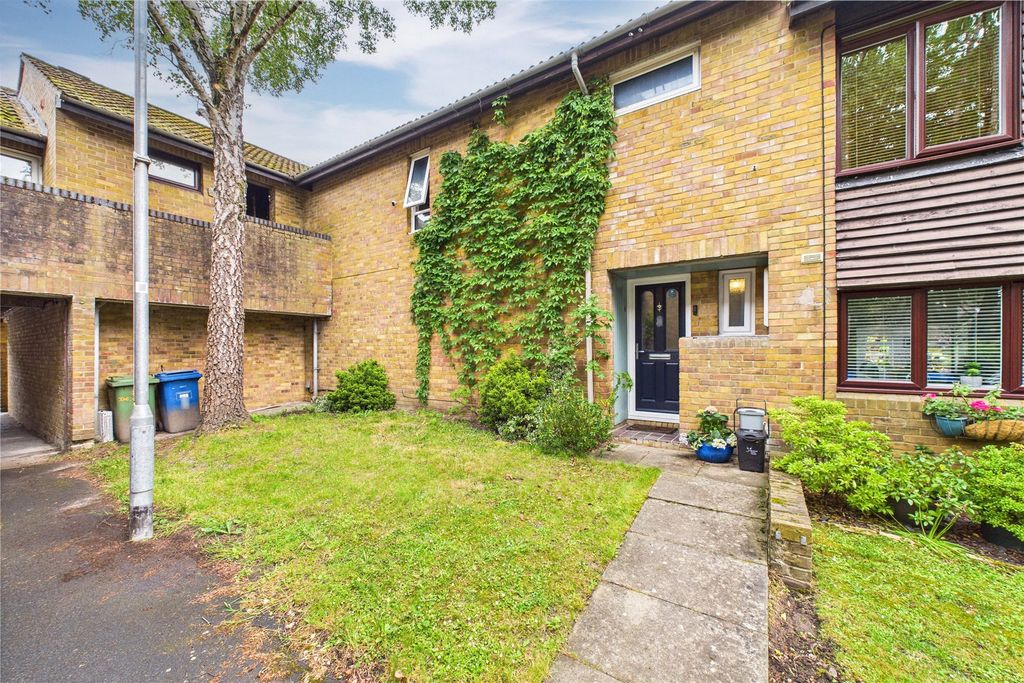 Property photo 1 of 9 Picture No. 27