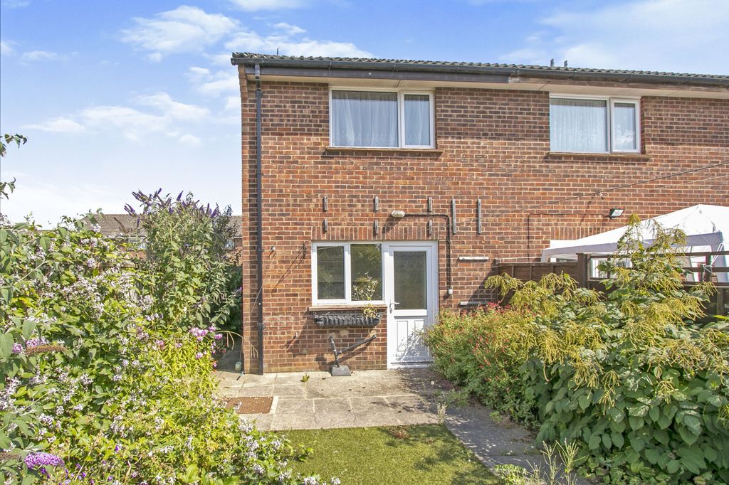 Property photo 3 of 8