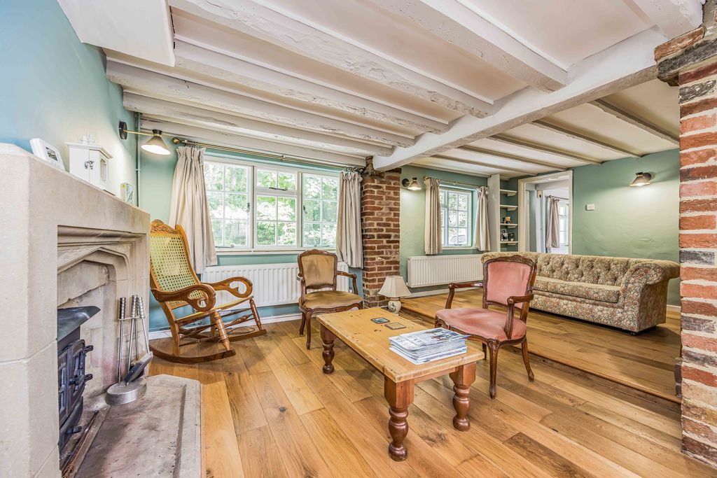 Property photo 3 of 19 Photo 11