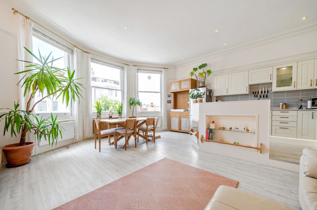 Property photo 3 of 13 1509886-22-1A01F3...