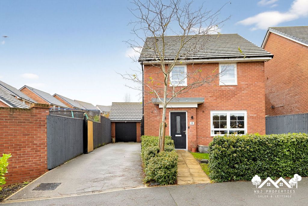 Property photo 1 of 39