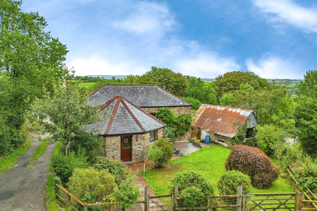 Property photo 1 of 31 Elevated