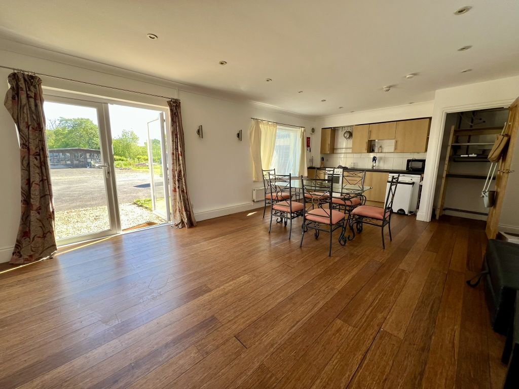 Property photo 2 of 6 Img_6138