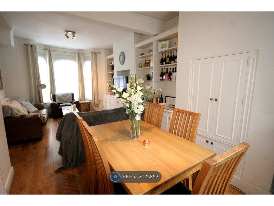 Property photo 3 of 19