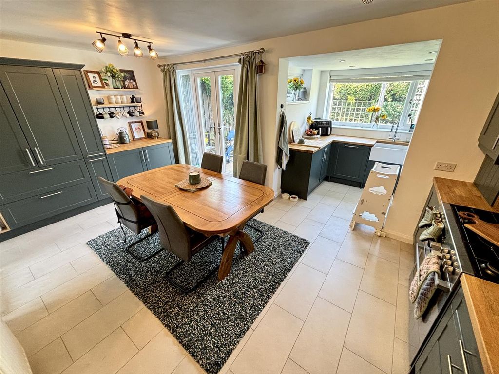 Property photo 2 of 23 Open Plan Kitchen And Dining Room