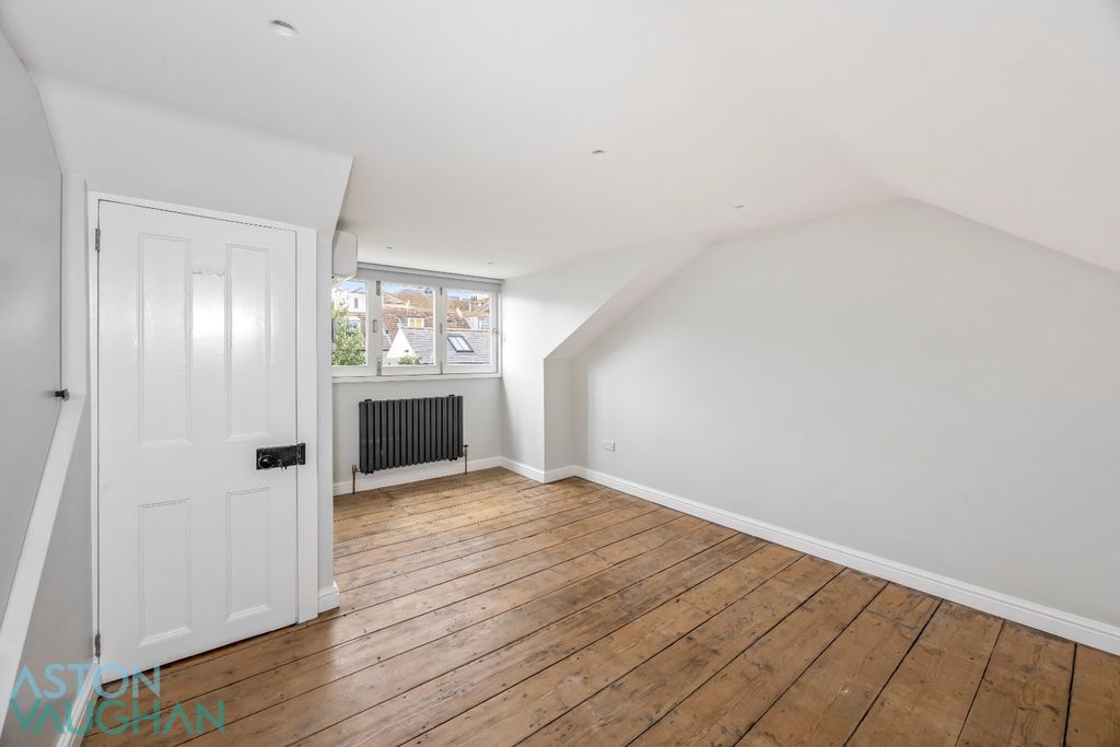 Property photo 1 of 20 5336121