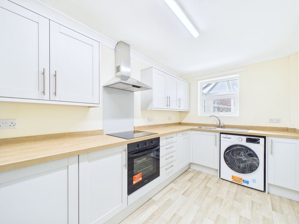 Property photo 2 of 11 Cam01909G0-Pr0486-Still007