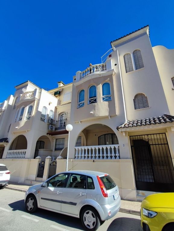 Property photo 3 of 20