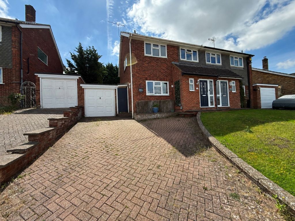 Property photo 1 of 18 5240150