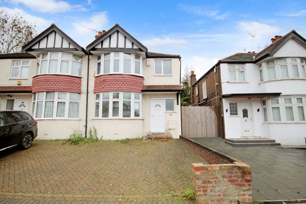 Property photo 1 of 13 St. Annes Gardens, Park Royal, London Nw10
